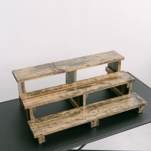 Luca Cupcake Riser (2 Available)